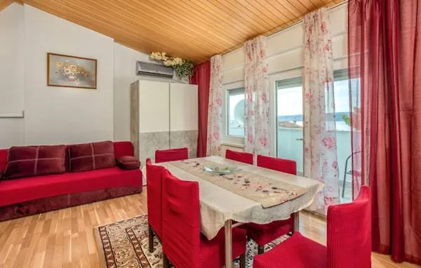 Διαμέρισμα Dora ## Crikvenica