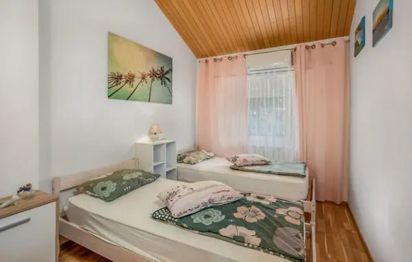 Dora ## Διαμέρισμα Crikvenica